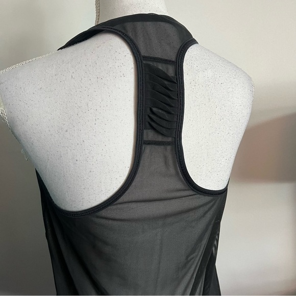 Lululemon • Sunshine Salutation Tank
Black Mesh Back - Picture 10 of 11